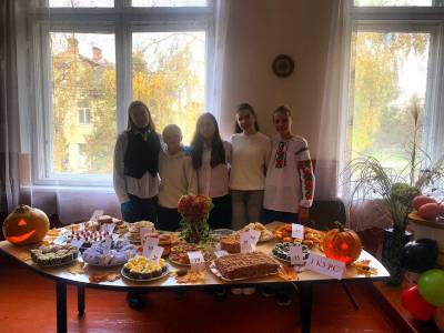 Благодійний ярмарок